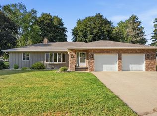 243 E Dahlstrom Ave, Appleton, MN 56208
