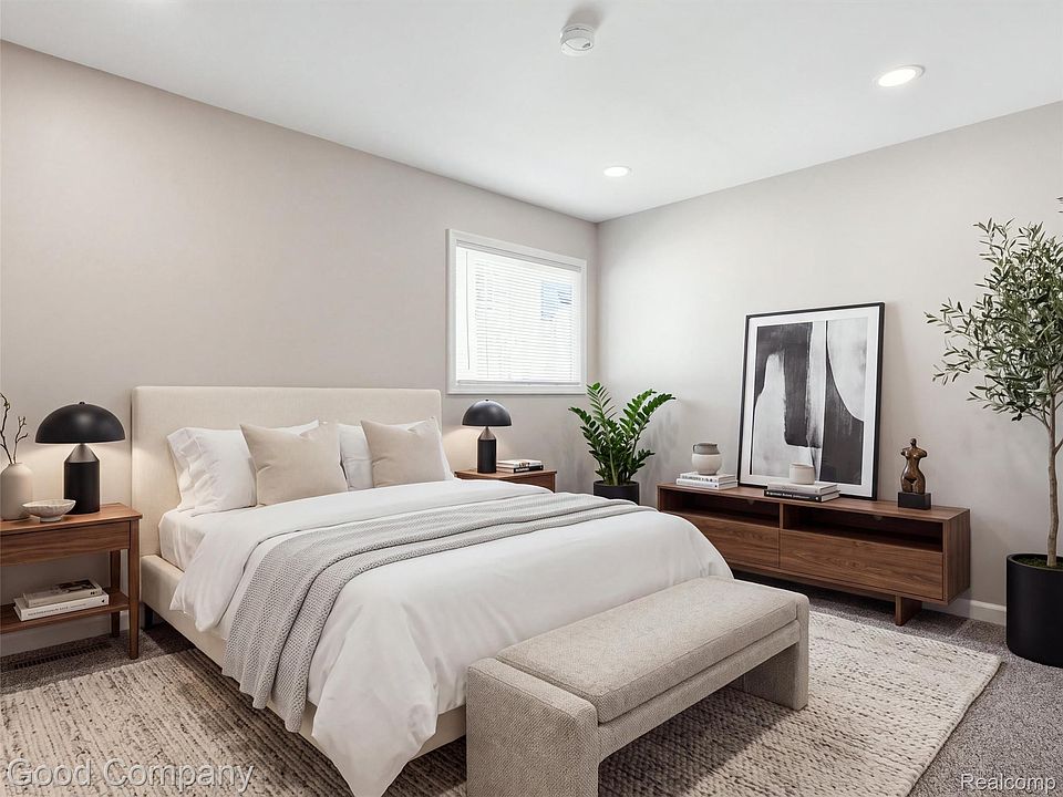 1112 Millard Ave, photo 17