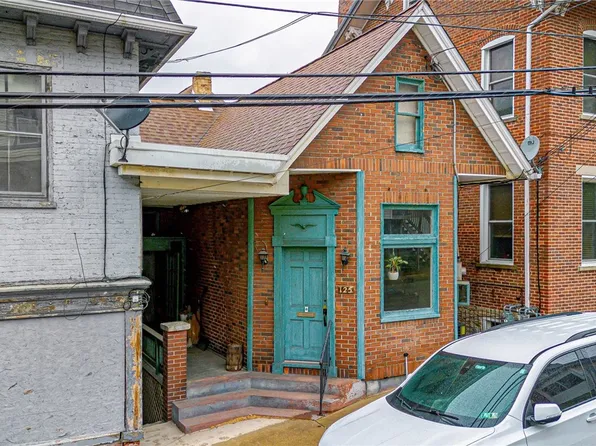 125 N 2nd St, West Newton, PA 15089