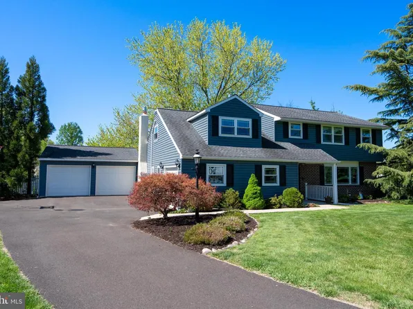 107 Hemlock Dr, North Wales, PA 19454