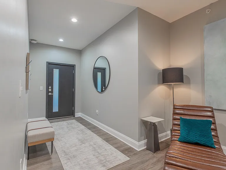 3221 Noble St #3 — Photo 7