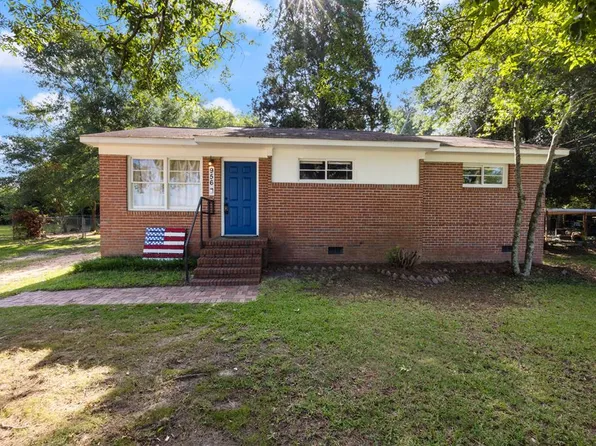 956 Lake Rushin Dr, Columbus, GA 31907