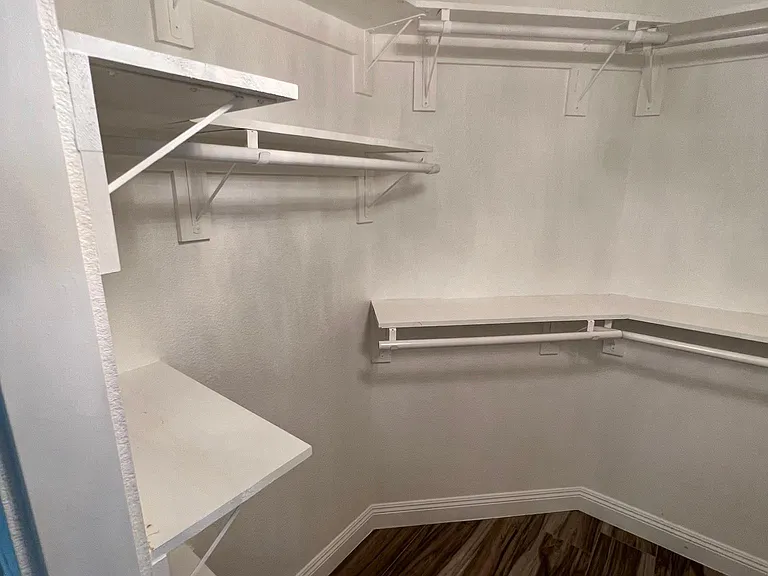 101 Casella Ct — Photo 36