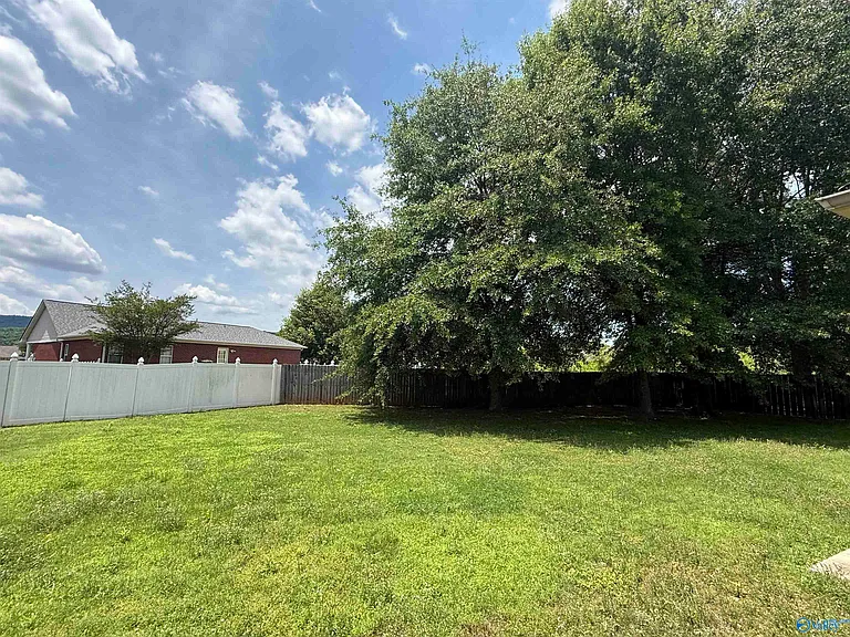 468 Wade Rd SE #A — Photo 13