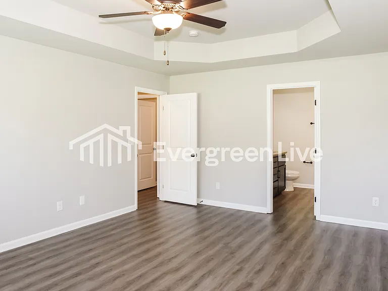 105 Ocean Springs Ave — Photo 9