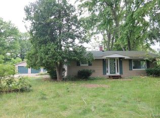6048 N Lapeer Rd, Fostoria, MI 48435