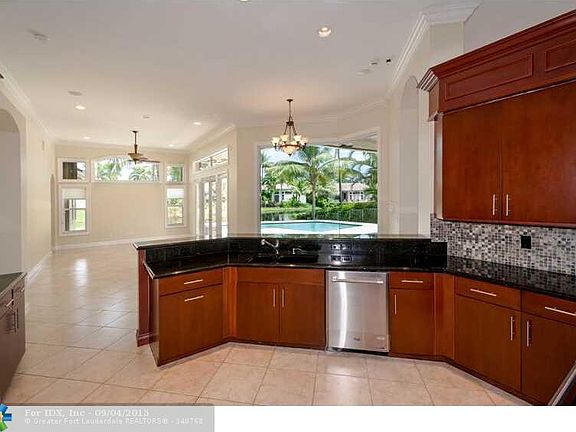 3rd image of 313 Windmill Palm Ave