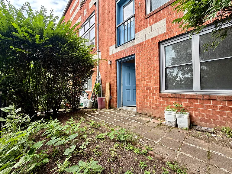 26 Ellingwood St #26 — Photo 28