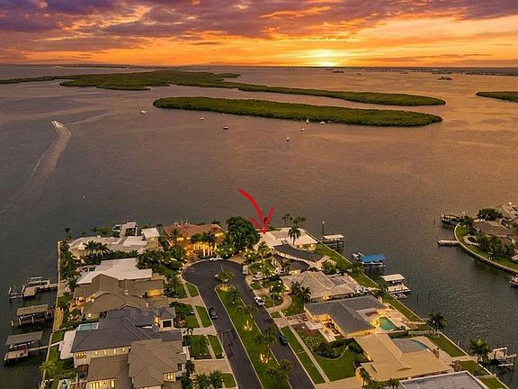 2nd image of 891 ISLAND WAY