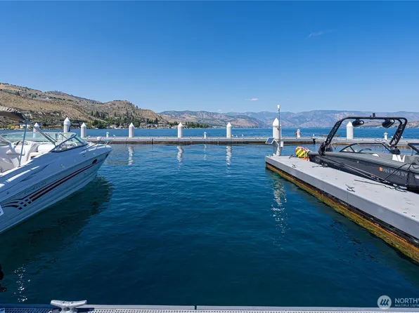 1350 W Woodin Avenue #A-22, Chelan, WA 98816