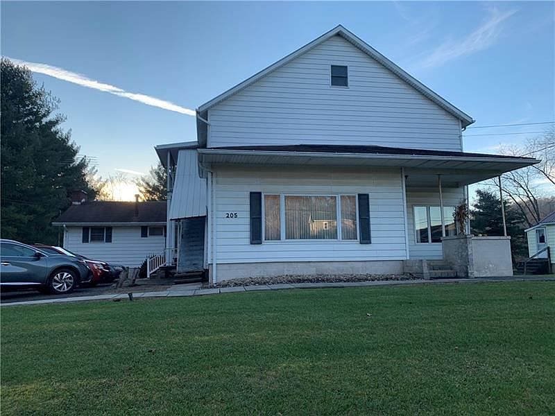 2nd image of 205 Indiana Rd