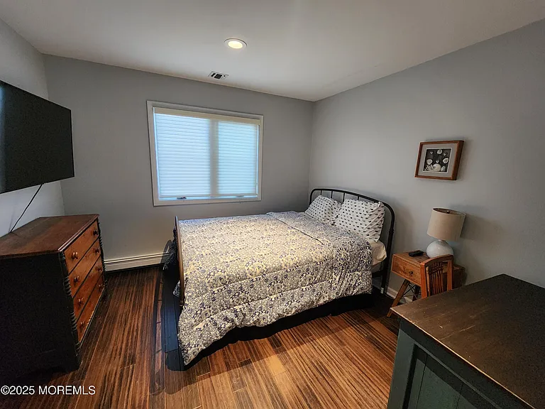 416 Blodgett Ave — Photo 17