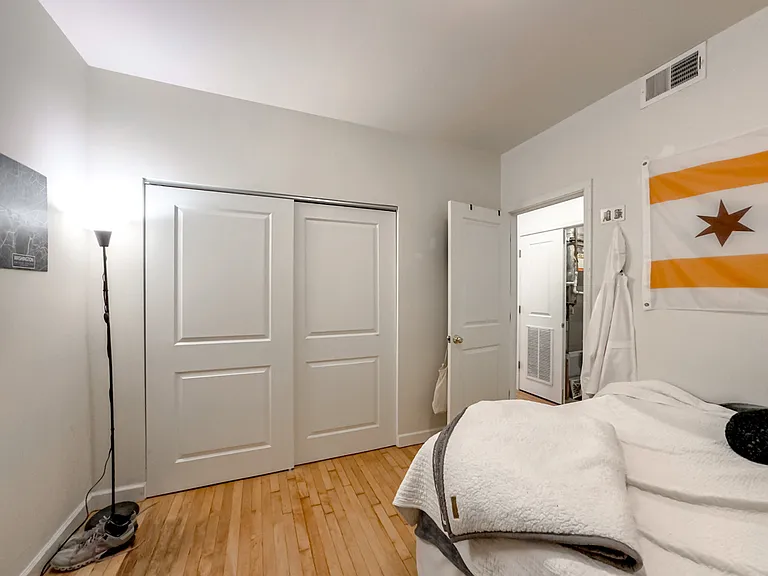 6711 N Sheridan Rd #S2 — Photo 12