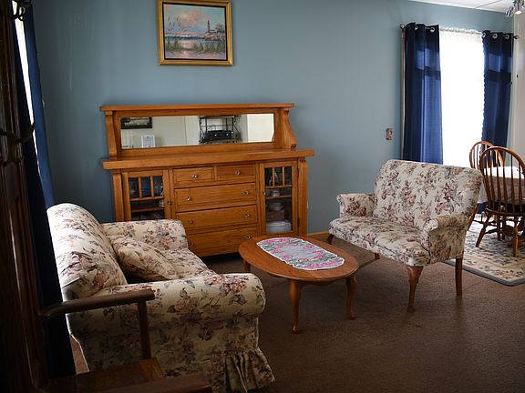 Living Room/Dining Room Combo