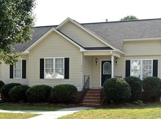 4220 Meredith Woods Ln, Winston Salem, NC 27107