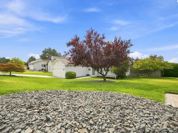 4314 Desert St, Pasco, WA 99301