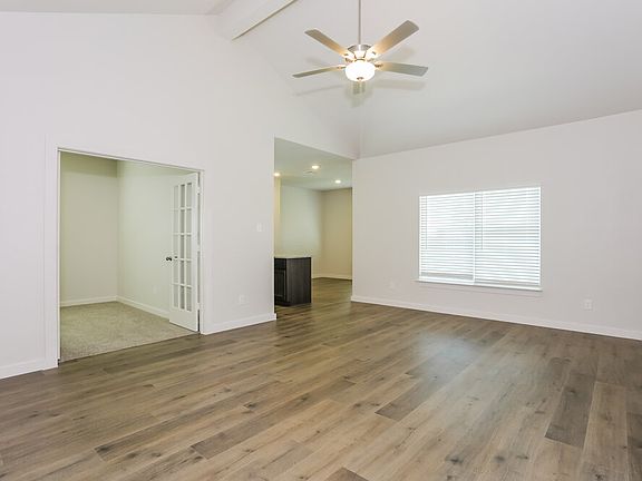 3rd image of 1540 Woodwinds Dr