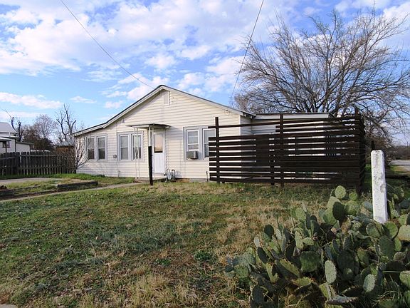 2nd image of 509 E College St