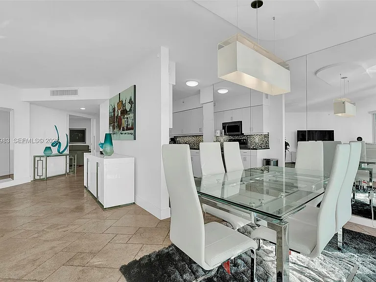 16400 Collins Ave #1944 — Photo 26