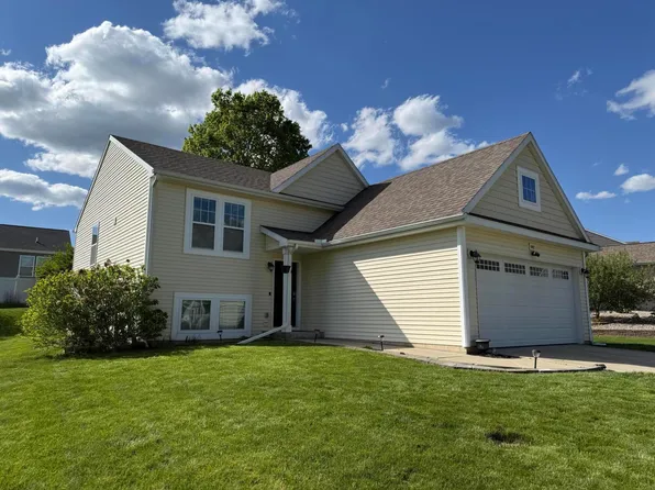 10121 Castle Creek Cir #45, Galesburg, MI 49053