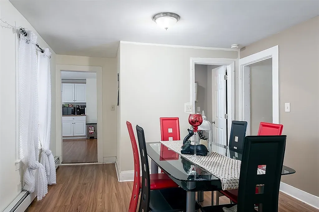 2 bed, $1,700 — Photo 3