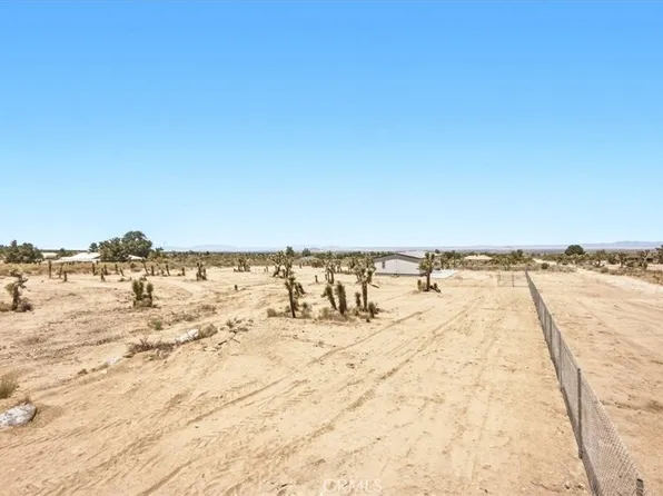 11074 Ponderosa Rd, Pinon Hills, CA 92372