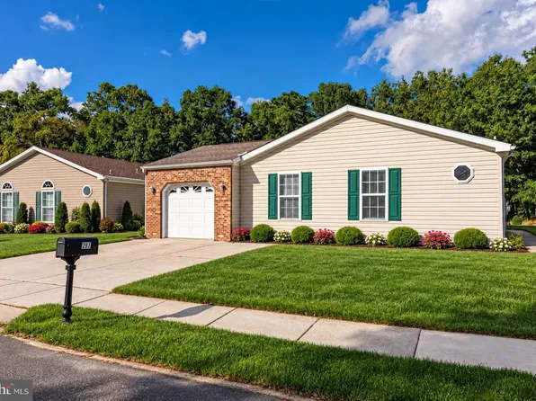 287 Pebble Beach Dr, Mays Landing, NJ 08330