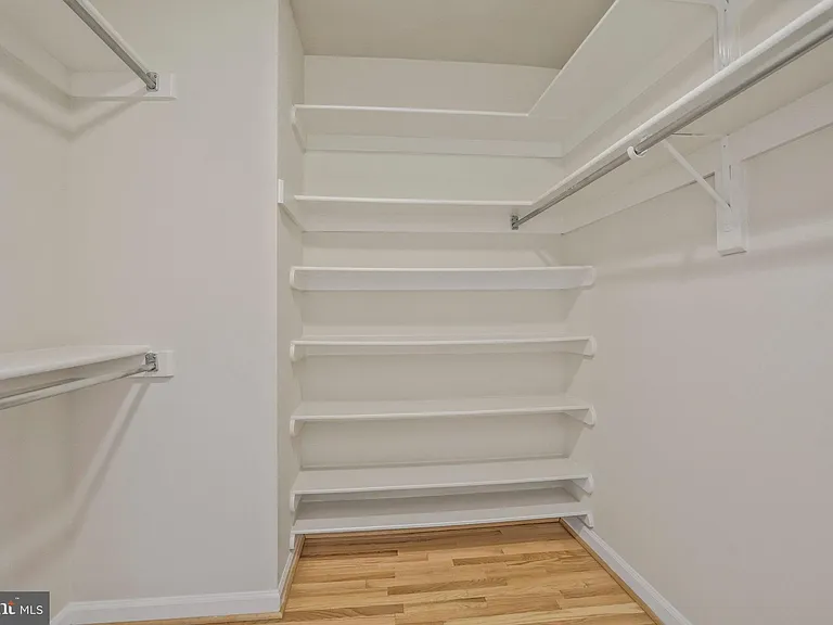6366 Brampton Ct — Photo 26