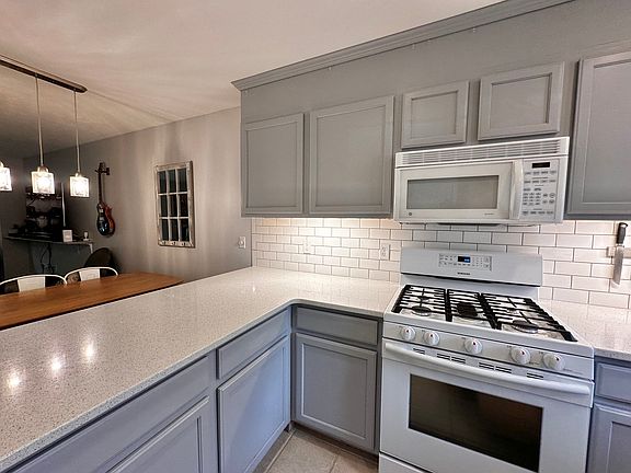 4th image of 1508 Newport St Unit 3