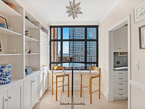 5th image of 166 E 96th St #Pha