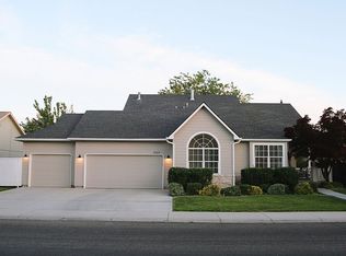 2023 W Pebblestone St, Meridian, ID 83646