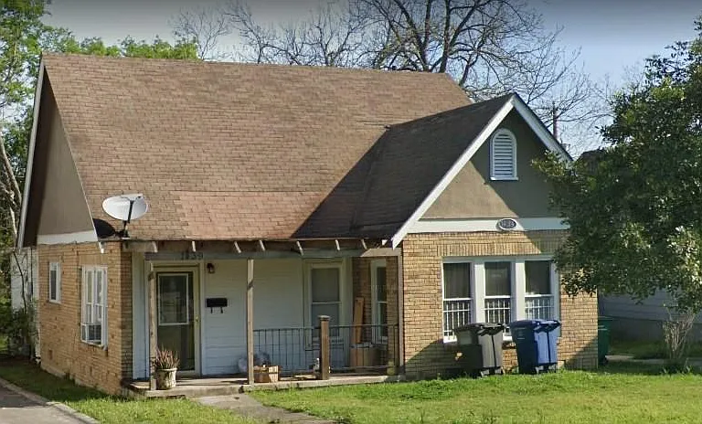 1439 Schley Ave — Photo 2