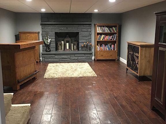 Beautiful spacious finished 