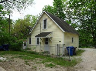 1428 1/2 Belle Ave, Davenport, IA 52803