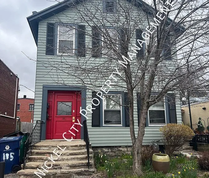 181 Allen St #1 — Photo 16