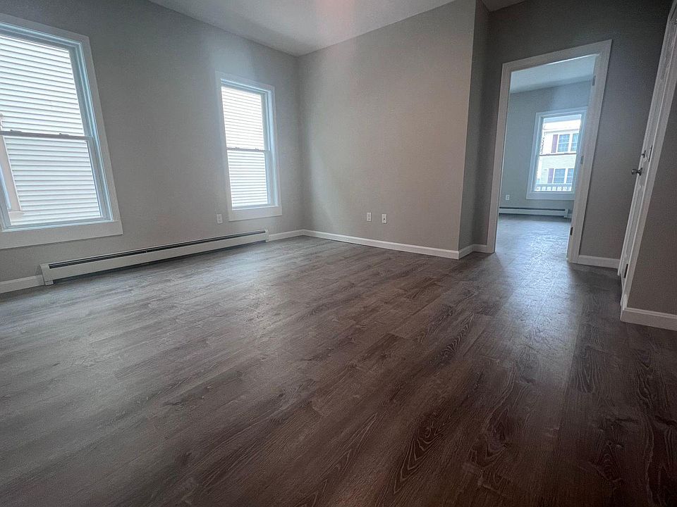 336 Lake Avenue 336 Lake Ave Manchester NH Zillow