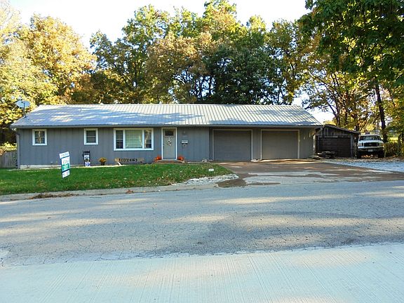 2nd image of 1209 Sunset Dr