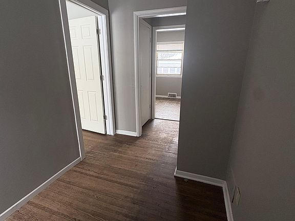 4th image of 3235 Girard Ave N