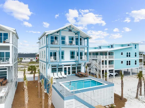 115 S 33rd St, Mexico Beach, FL 32456