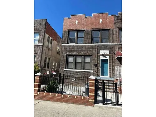 102 E 96th St Photo 1