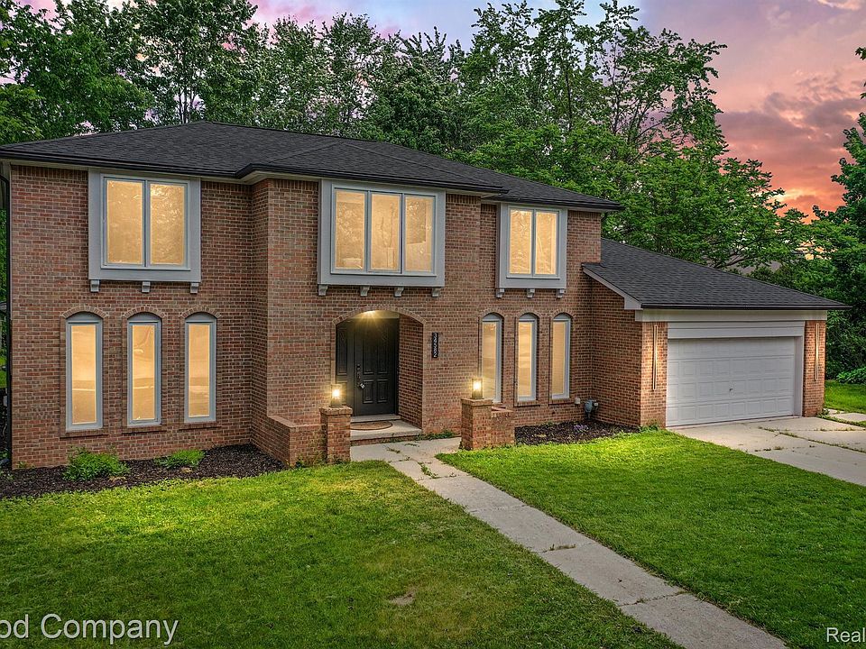 1st image of 34582 Saint Martins St