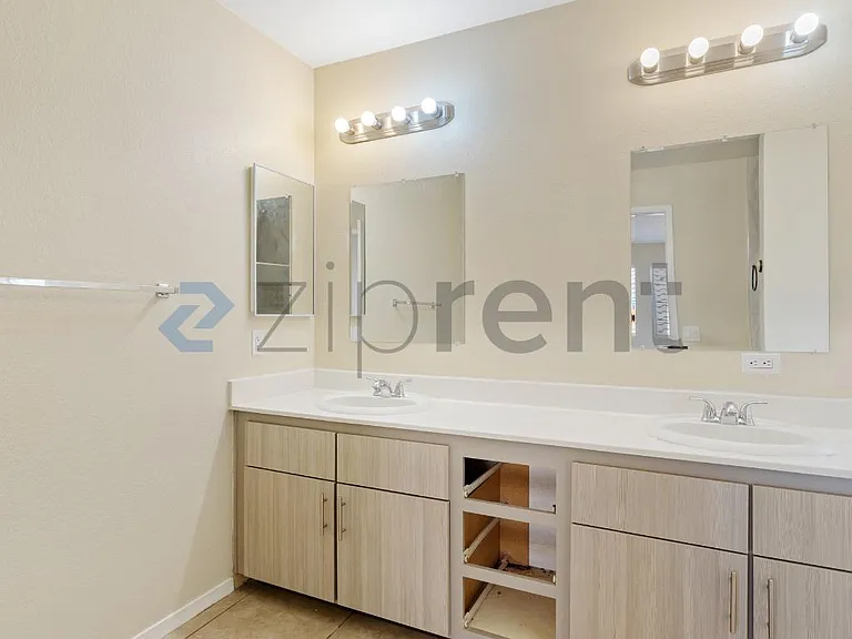 8316 Sky Canyon Ct — Photo 31