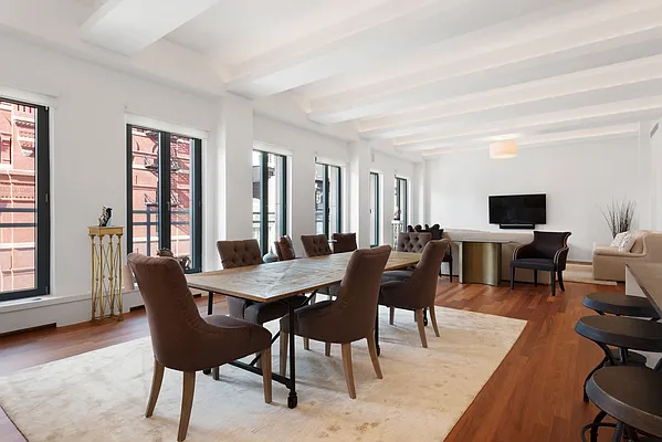 Rented by Compass | media 45