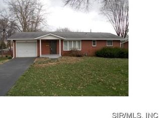 812 Bee Tree Ln, East Alton, IL