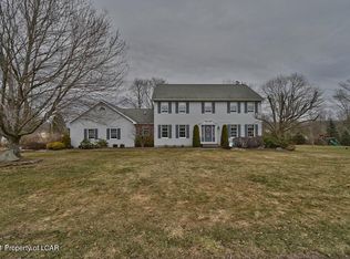 71 Country Rd, Shavertown, PA 18708