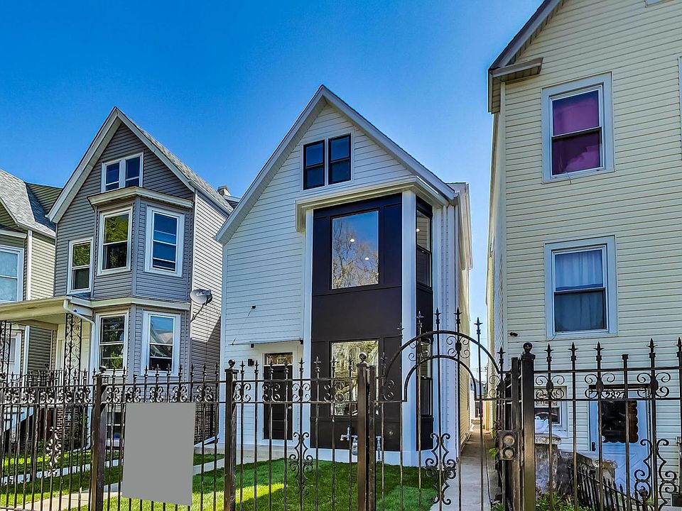 1st image of 2831 N Avers Ave