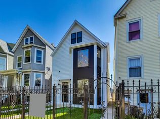 2831 N Avers Ave, Chicago, IL 60618