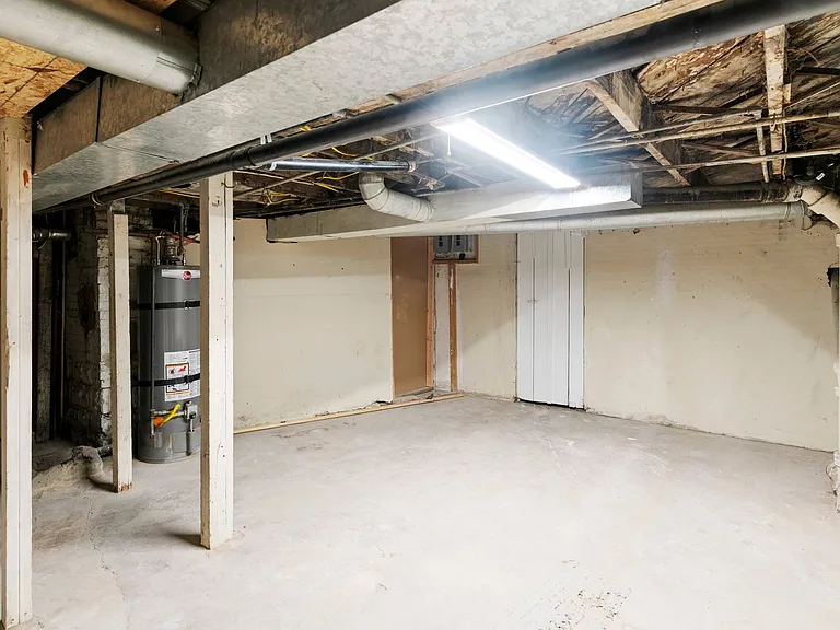 3002 Porter Ave — Photo 43