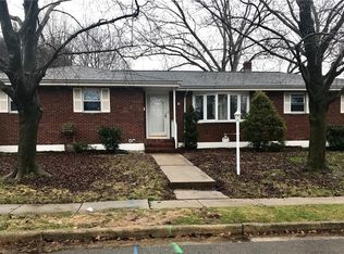 8 Elmwood Dr, Milltown, NJ 08850