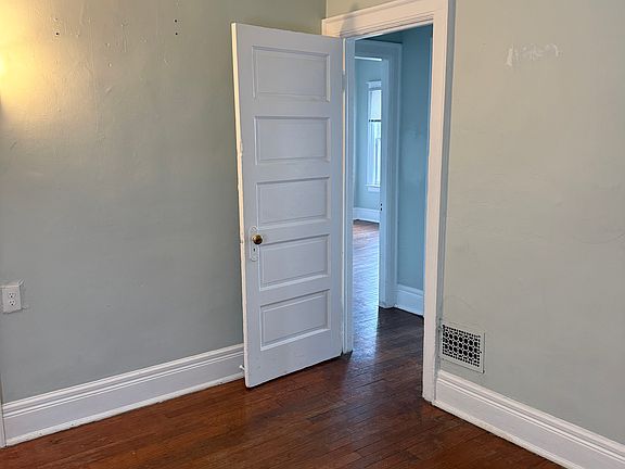 3rd image of 63 Granger Pl APT 2